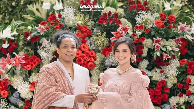 Sah, Ini 6 Momen Pernikahan Arie Kriting dan Indah Permatasari