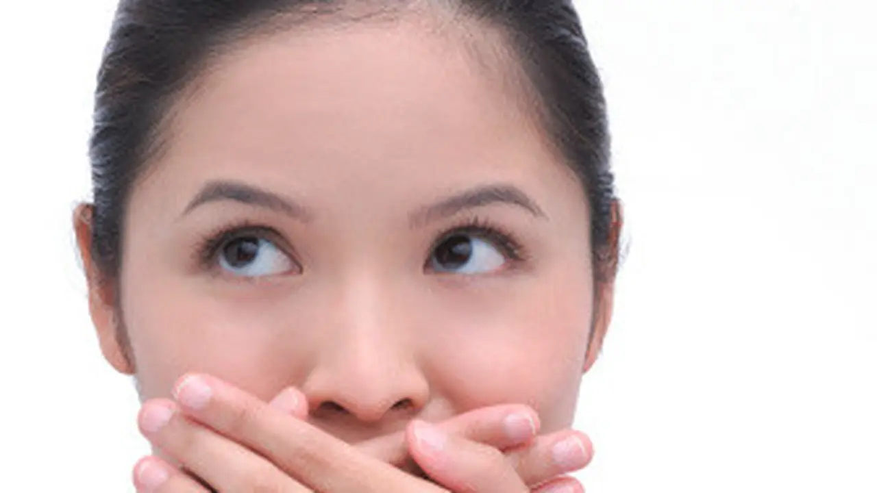 12 Cara Menghilangkan Cegukan pada Orang Dewasa yang Mudah dan Efektif