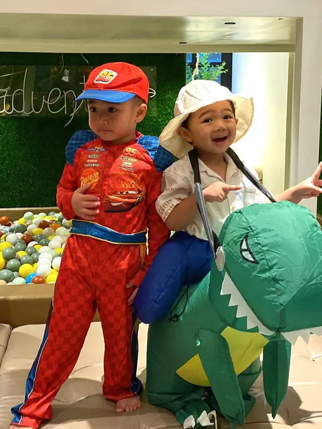 Potret Bromance Rayyanza dan Abe Main Bareng (credit: https://www.instagram.com/tercipungcipung/)