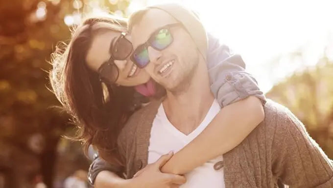 Zodiak mengalami kisah cinta terbaik/copyright Shutterstock.com