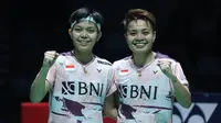 Ganda putri Indonesia Apriyani Rahayu/Siti Fadia Silva Ramadhanti&nbsp;lolos ke semifinal French Open 2023&nbsp;setelah menyingkirkan Yuki Fukushima/Sayaka Hirota dari Jepang. Apri/Fadia menang 21-16 dan 21-19 di&nbsp;Glaz Arena, Prancis, Jumat (27/10) sore WIB. (foto: PBSI)