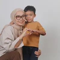 Kasih ibu dan anak/copyright fimela/adrian putra