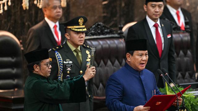 Prabowo Subianto-Gibran Rakabuming Raka Resmi Gantikan Jokowi-Ma'ruf Amin