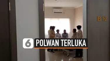 Demonstrasi mahasiswa di kantor DPRD Pontianak hari Senin (30/9/2019) berujung ricuh. Seorang polwan terluka saat aksi dorong-mendorong dengan massa demonstran.