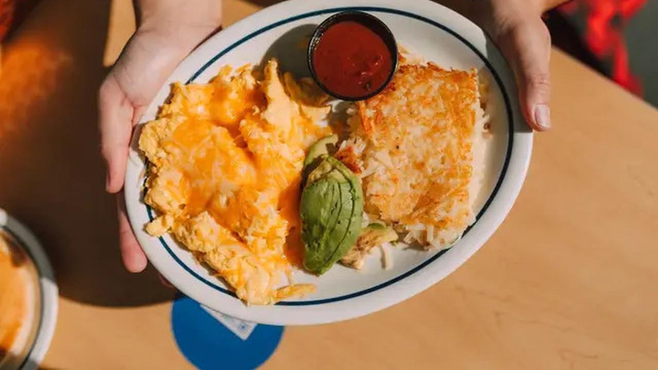 Cara Membuat Omelet Mi di Magic Com: Resep Praktis untuk Sahur atau Buka Puasa