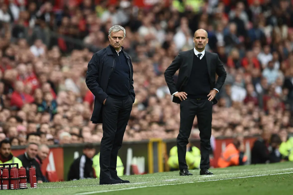 Intip Aksi Jose Mourinho dan Pep Guardiola di  Lapangan