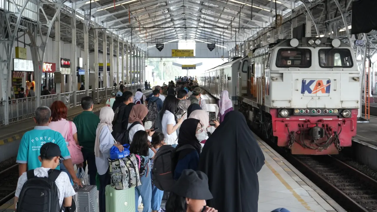 KAI Tambah 14 Perjalanan Kereta Sambut Pekan Libur Panjang HUT ke-80 RI
