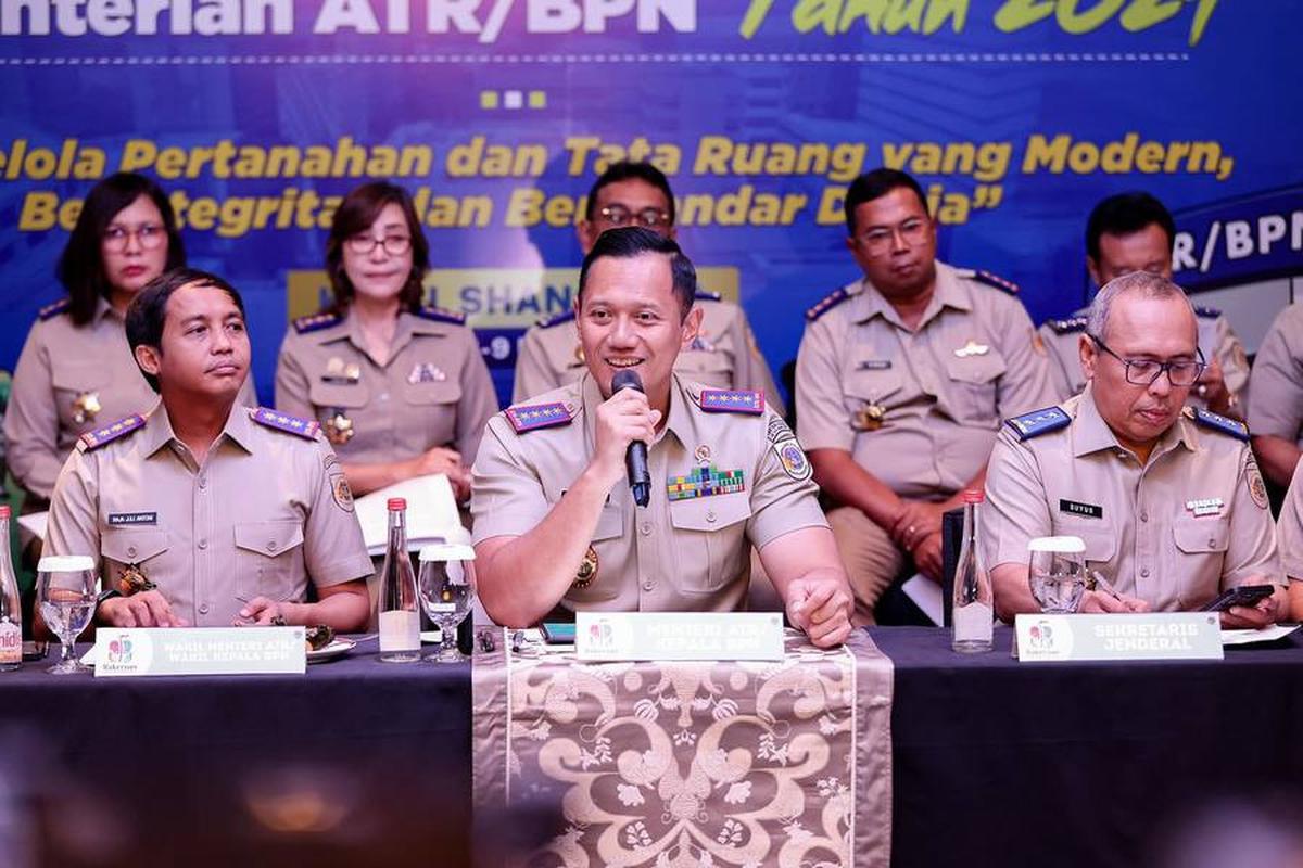 Jadi Menteri