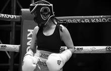 Diberi Oksigen Usai Pertandingan8 Foto Zara Adhisty Saat Ikut Pertandingan Superstar Knockout!
