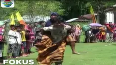 Lomba gendong istri ini dilangsungkan di Lapangan Bacukiki di kota Parepare, Sabtu (17/3/2018).