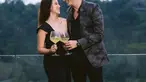 Dikenal sebagai aktor dan model, Mike Lewis dan Janisaa Pradja punya selera tersendiri di dunia fashion. Keduanya selalu tampil elegan dengan nuansa bold atau warna yang tegas. Tak heran jika paras selebritis berdarah bule itu semakin menawan. (Liputan6.com/IG/mike_lewis)