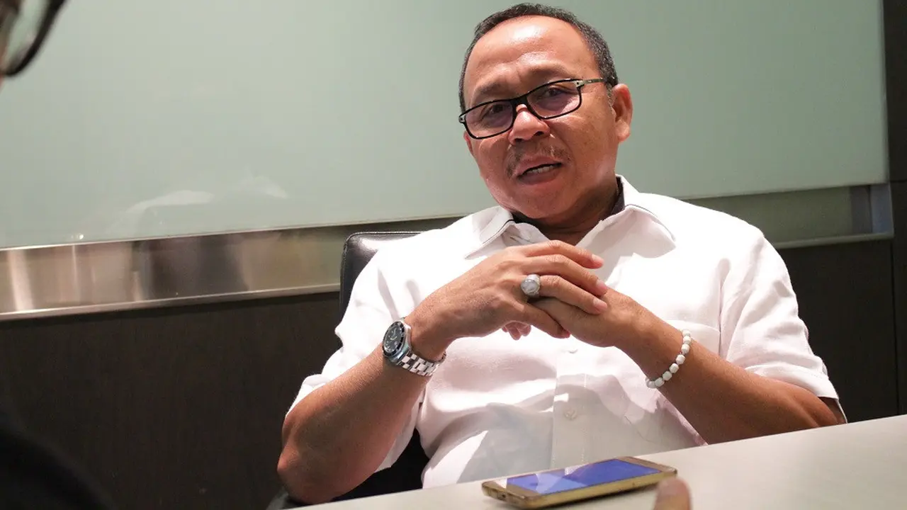 Bupati Pasangkayu, Agus Ambo Djiwa