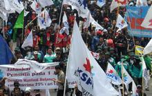 Curhat Buruh: UMP 2024 Naik Tak Sampai 5 Persen, Gaji PNS Naik 8 Persen