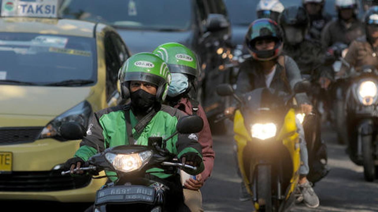 Perlawanan ojek online sering dizalimi ojek pangkalan