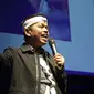 Calon wakil gubernur Jawa Barat Dedi Mulyadi berbagi kisah inspiratif dalam acara Inspirato di SCTV Tower, Jakarta, Selasa (20/3). (Liputan6.com/Herman Zakharia)
