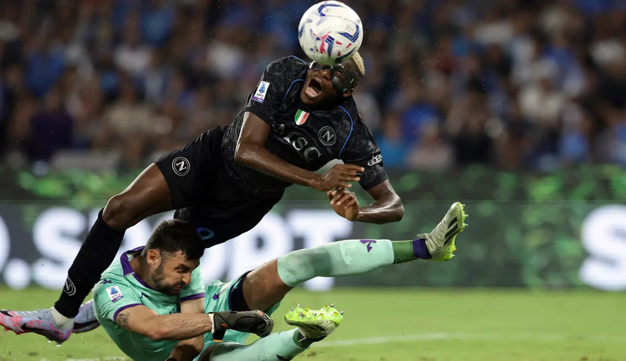 Hasil ini memastikan Fiorentina langsung membuat jarak tiga poin dengan Napoli di klasemen sementara. (Alessandro Garofalo/LaPresse via AP)