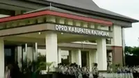 Segmen 2: Nasib Bupati Katingan hingga Teror Bom 