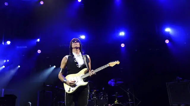 Gitaris rock legendaris paling berpengaruh sepanjang masa, Jeff Beck. (AP)