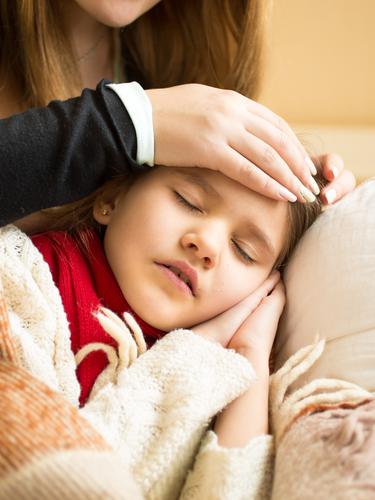 Cara Cepat Dan Tepat Mengatasi Demam Pada Anak Parenting Fimela Com