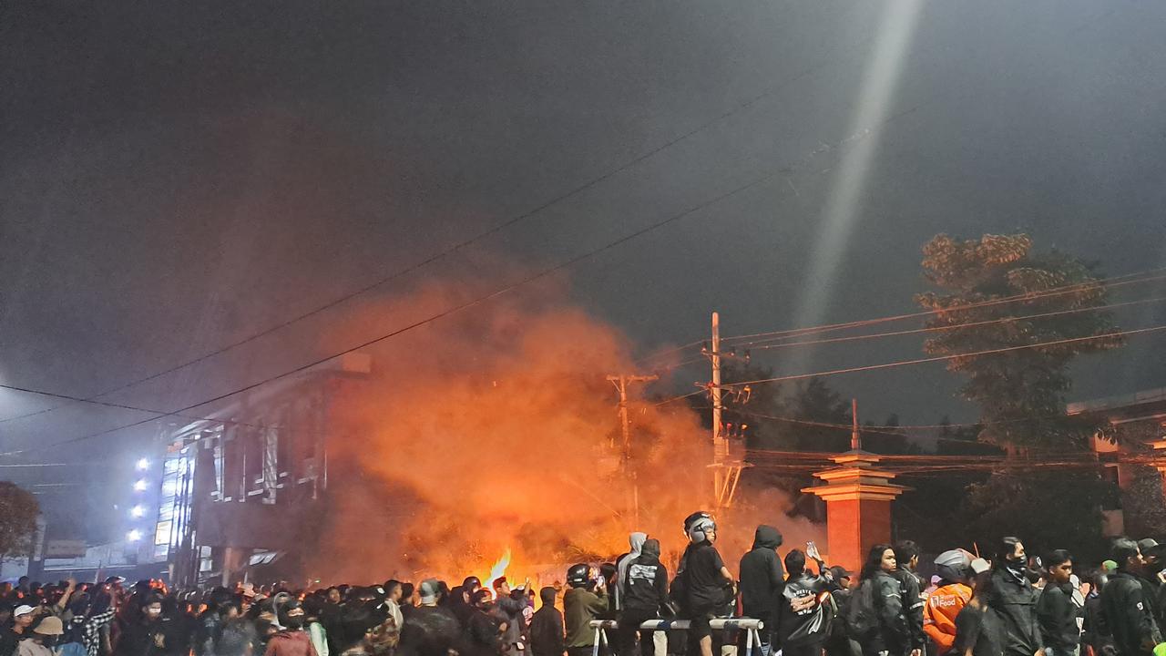 Demo depan Polda DIY