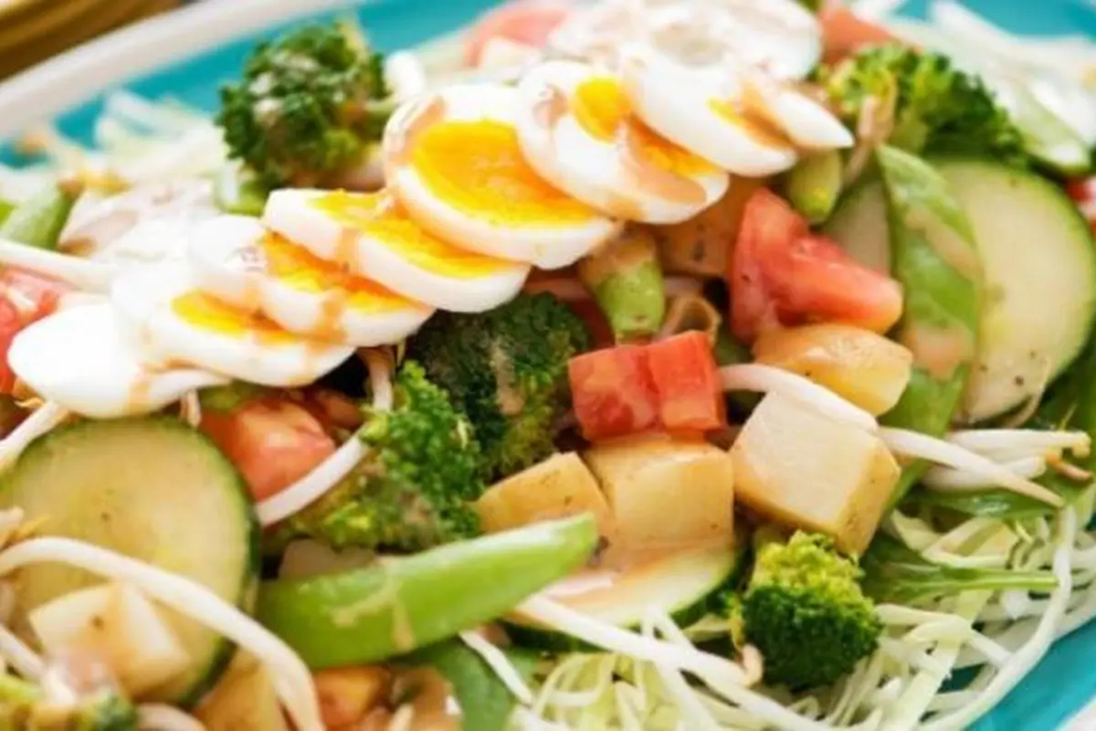 Hindari Porsi Terlalu banyak 4 Makanan Ini dalam Menu Salad Anda