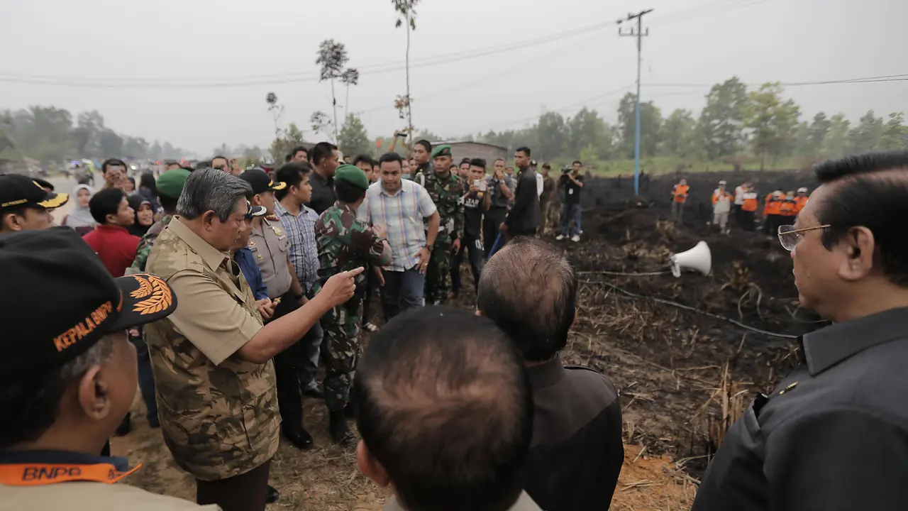 [FOTO] SBY Perintahkan Tangkap Oknum yang Bakar Hutan