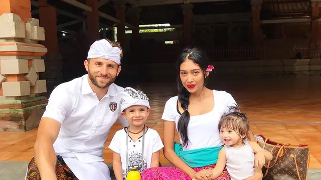 Keluarga Kecil Ilija Spasojevic.