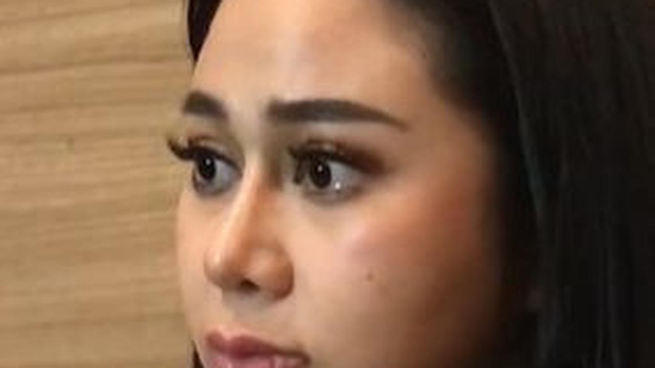 Curhatan Denise