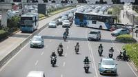 Kebijakan ganjil genap di Jakarta merupakan salah satu upaya pemerintah untuk mengurangi kemacetan dan polusi udara, termasuk pada hari ini, Kamis (5/12/2024) juga berlaku. (Liputan6.com/Faizal Fanani)