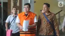 Pemegang saham Mayoritas PT BEP, David Manibui usai menajalani pemeriksaan penyidik di Geding KPK, Jakarta, Selasa (22/10/2019). David diperiksa terkait kasus dugaan suap pengadaan pekerjaan peningkatan jalan Kemiri-Depapre di Kabupaten Jayapura pada APBD-P Pemerintah Provinsi Papua TA 2015. (merdek