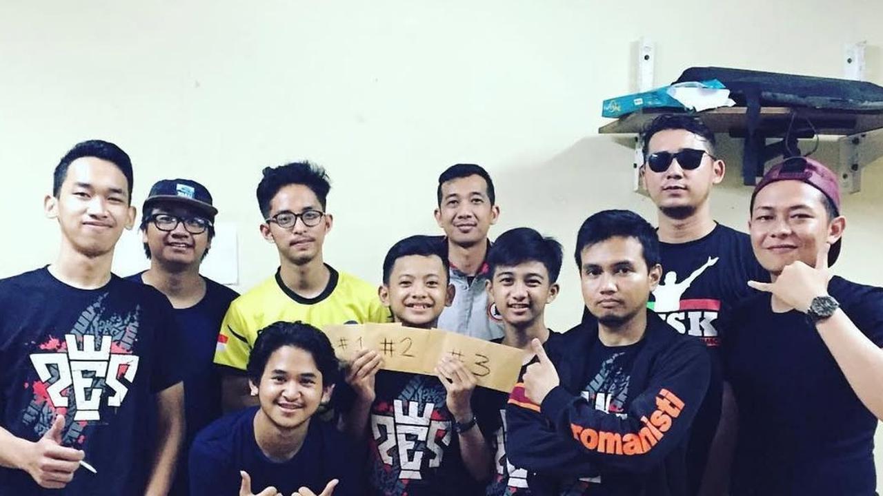 Sosok Rizky Faidan, Anak Rental PS Bawa Indonesia Juara Dunia FIFAe World Cup 2024