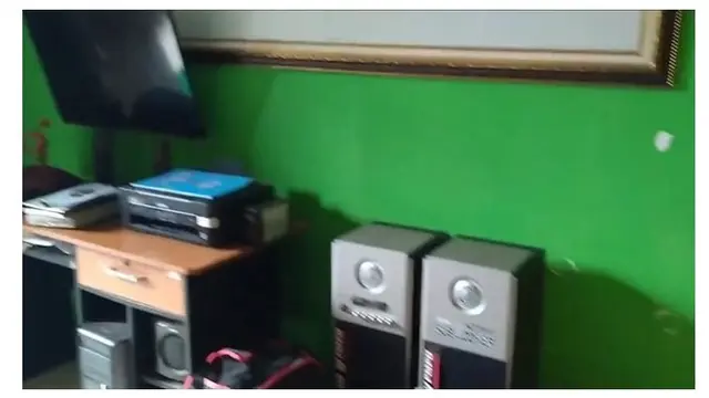 7 Potret Rumah Sodiq Monata, Sederhana dan Punya Alat Rekaman Canggih