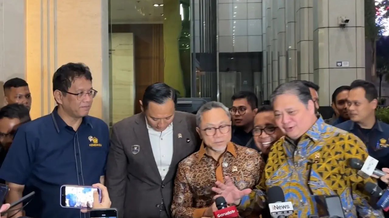 Menteri Keuangan (Menkeu) Purbaya Yudhi Sadewa usai rapat dewan pengawas Danantara. (Foto: Liputan6.com/Tira Santia)