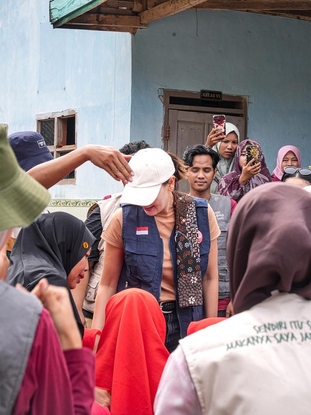 1. Duduk, Belajar, dan Bermimpi