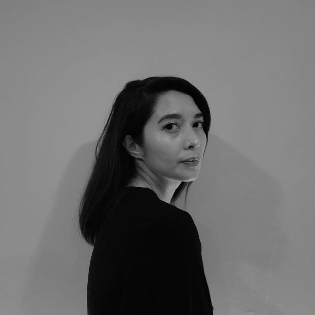 6 Potret Marchella FP, Penulis Buku yang Digosipkan Pacar Baru Ariel NOAH