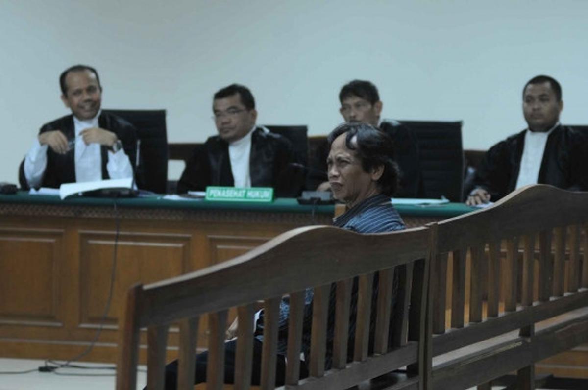 Mandra jalani sidang perdana kasus korupsi TVRI