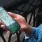 Ciri Orang yang Suka Screenshot Lokasi Sebelum Pergi Menurut Psikologi