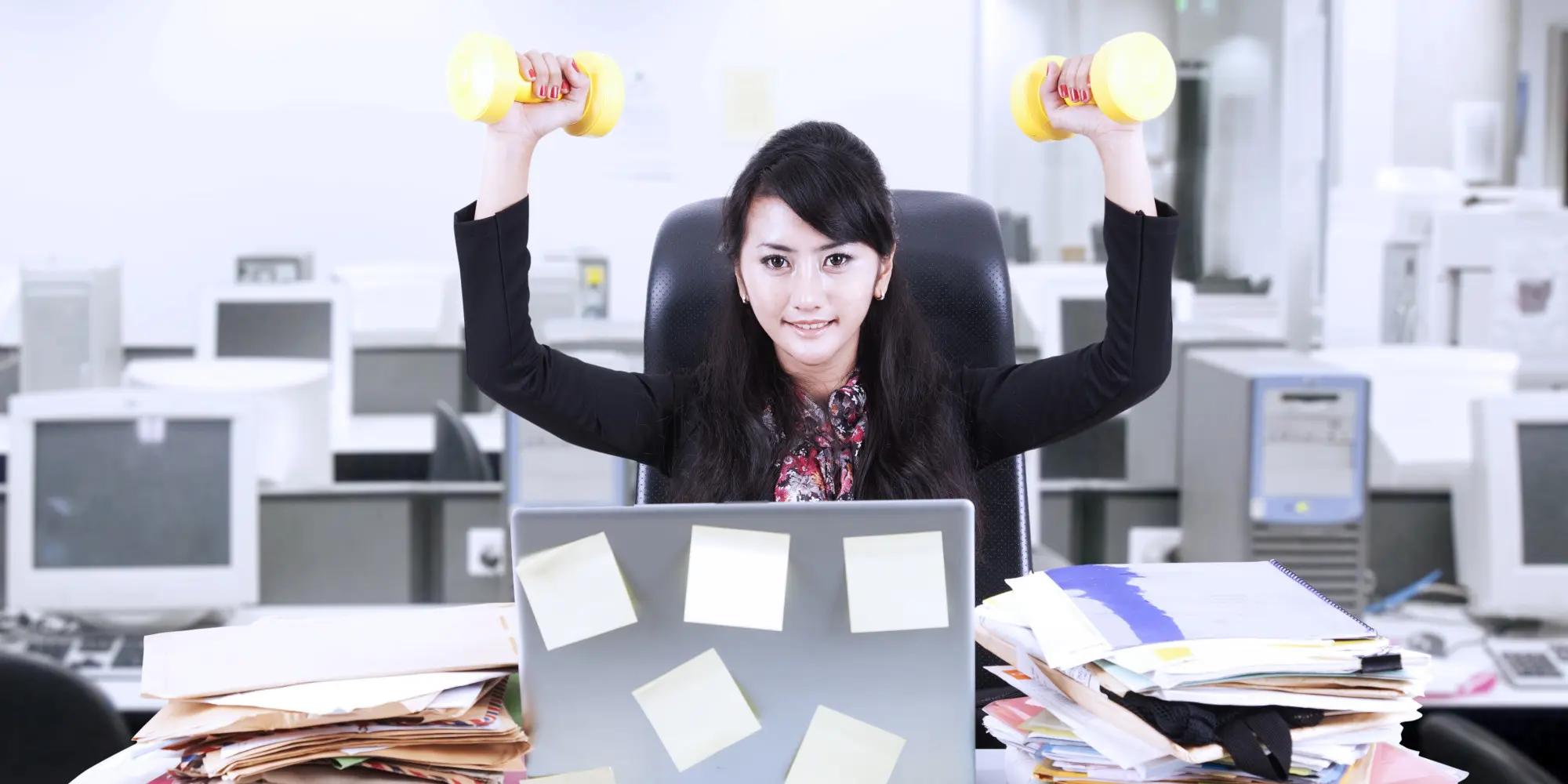 Menjaga Kebugaran Tubuh Ketika Bekerja di Kantor. (Foto: fitnessandhealthmatters.com)