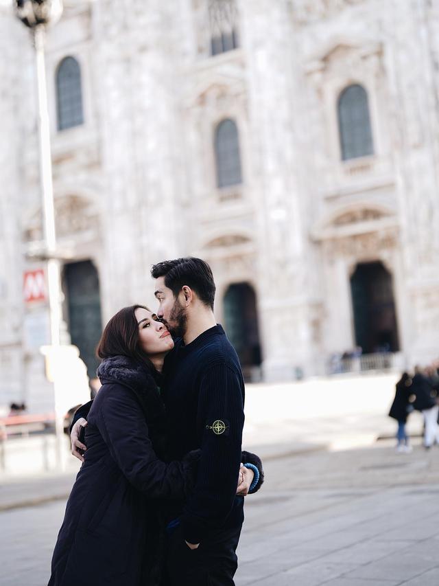 4 Tahun Jalani Rumah Tangga, Ini 7 Momen Mesra Syahnaz dan Ritchie Ismail