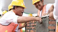 Semen Indonesia bikin pelatihan tata cara penggunaan material bahan bangunan yang tepat dan efisien untuk tukang bangunan atau tenaga konstruksi. (Dok Holding BUMN Semen)