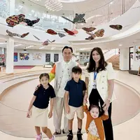 aliya Rajasa dikenal dengan gaya fashionnya yang begitu anggun. Ia berhasil tampil dengan OOTD sederhana namun memikat. [Foto: Instagram/ Aliya Rajasa]