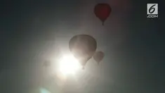 Sebuah festival balon udara di Meksiko menyedot perhatian warga.