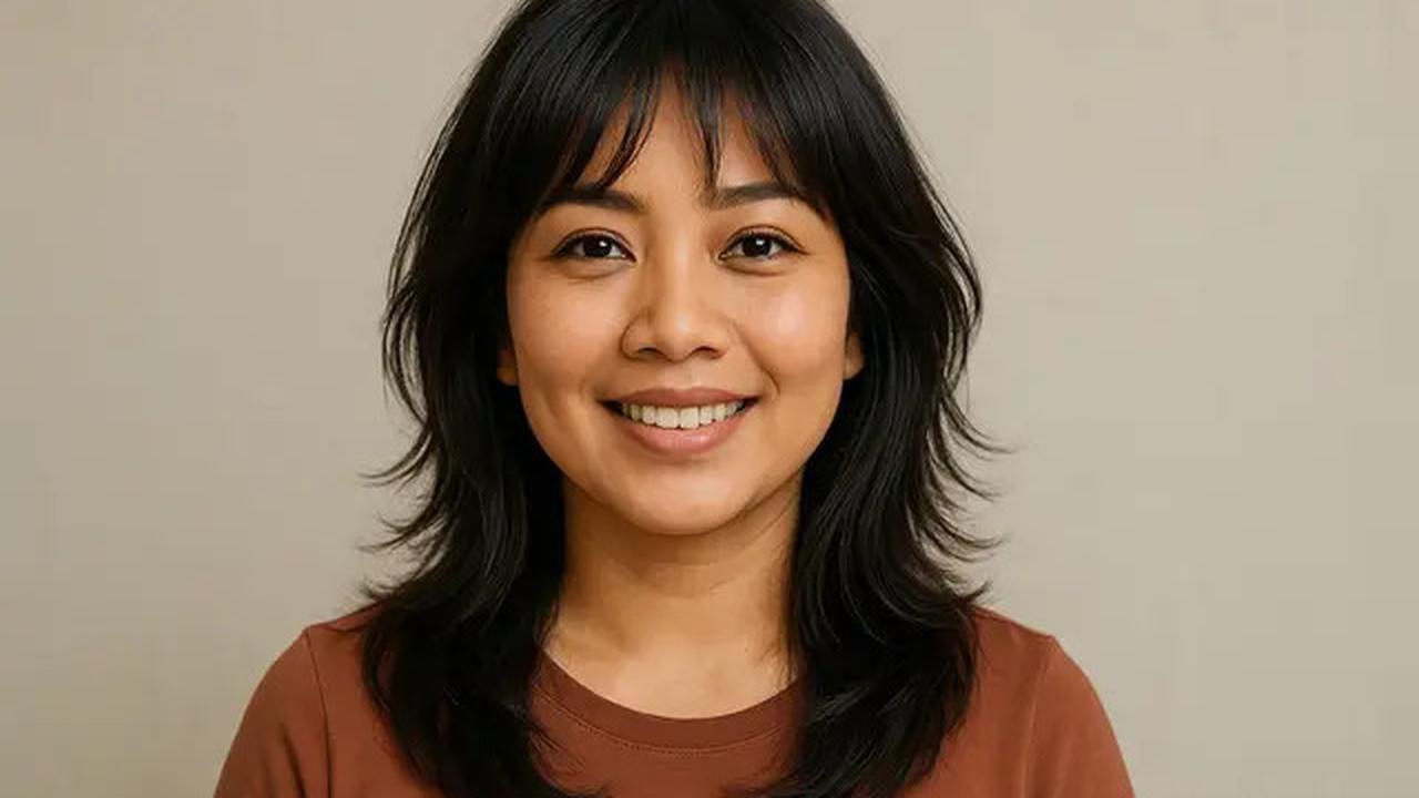 10 Model Rambut Shaggy Layer Ibu-Ibu 2025 agar Terlihat Natural Muda, Cocok untuk Segala Usia