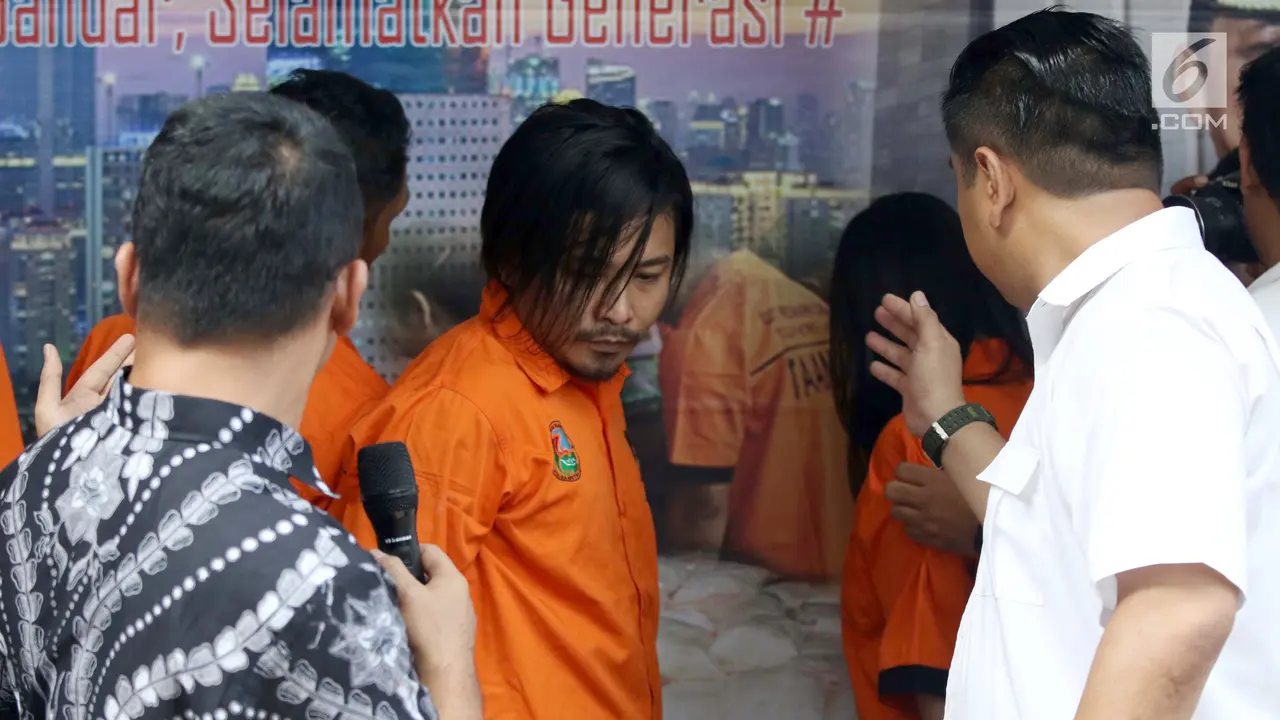 Terjerat Narkoba, Vokalis Zul Zivilia Ditangkap Polisi