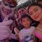 Anak Nathalie Holscher Nonton Tari Kecak, Interaksi dengan Pemeran Hanoman Tuai Pujian