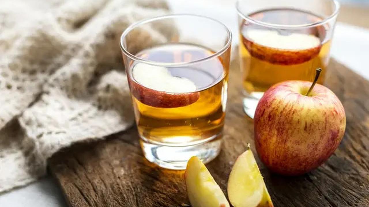 8 Manfaat Minum Cuka Apel Saat Perut Kosong, Salah Satunya Bikin Melek Tanpa Kafein