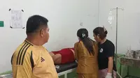 Seorang Korban Gempa Tidak Sadarkan Diri Dirawat di Puskesmas