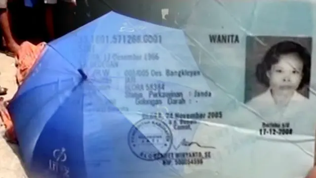 Seorang Wanita Tewas Tertabrak Kereta di Kebon Jeruk Jakarta