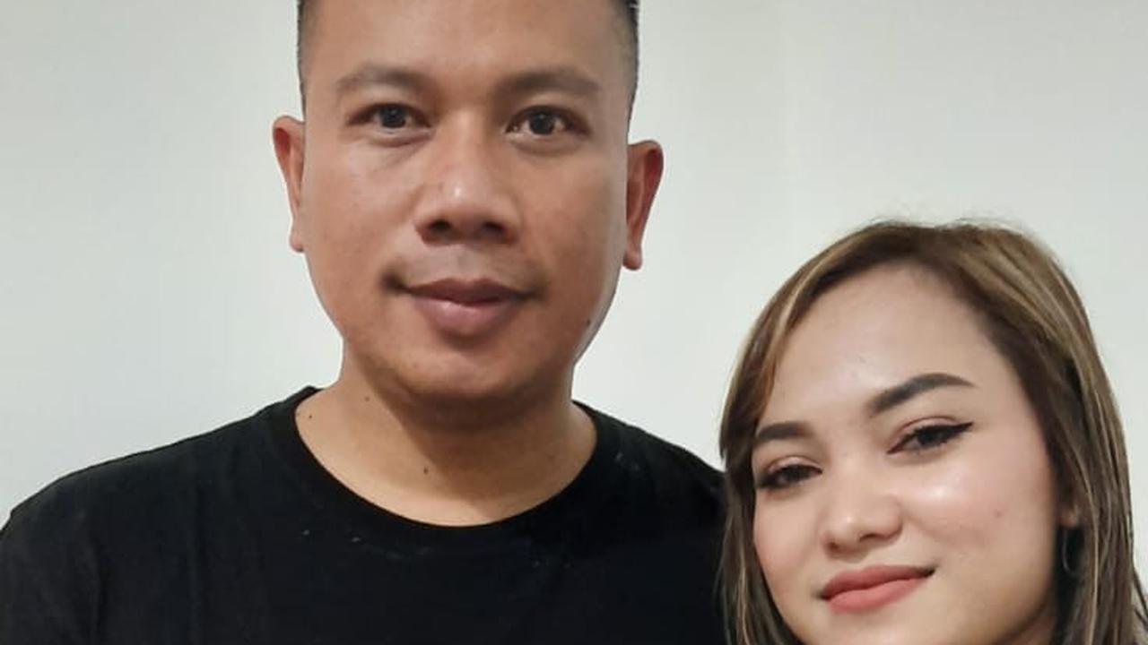 Vicky Prasetyo dan penyanyi Echi Zhu (Liputan6.com/ Hernowo Anggie)