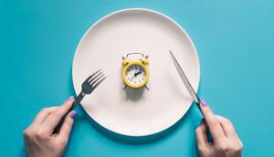 Kenali cara dan manfaat intermittent fasting dengan metode 16:8. (foto: pvproductions/freepik)